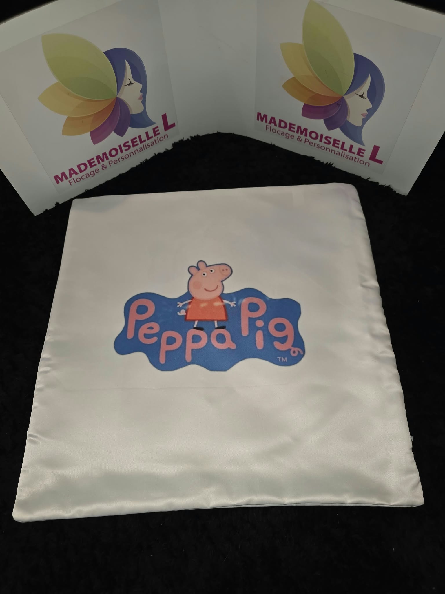 flocage sur tissus oreiller avec peppa pig1