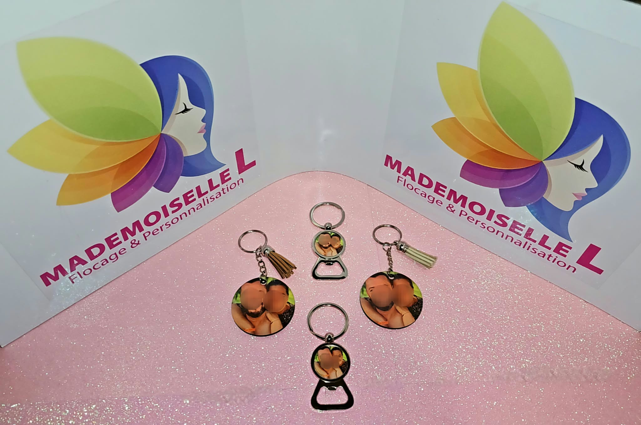 flocage sur porte clef et décapsuleur