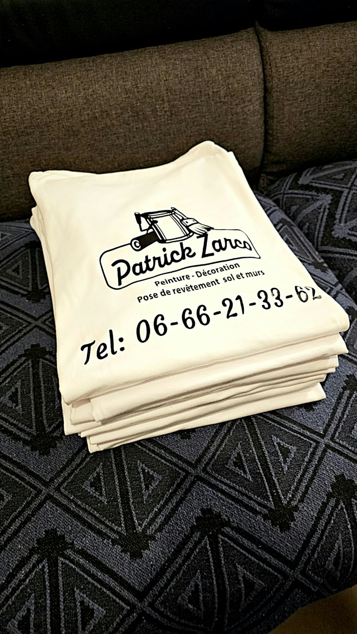 flocage sur t-shirt blanc pour entreprise